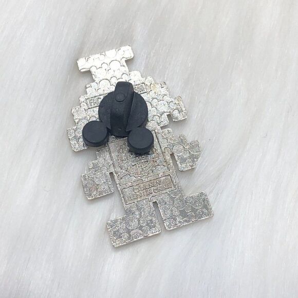 🔮 5/$25 Disney 8-bit Goofy‎ Pin - Picture 3 of 3